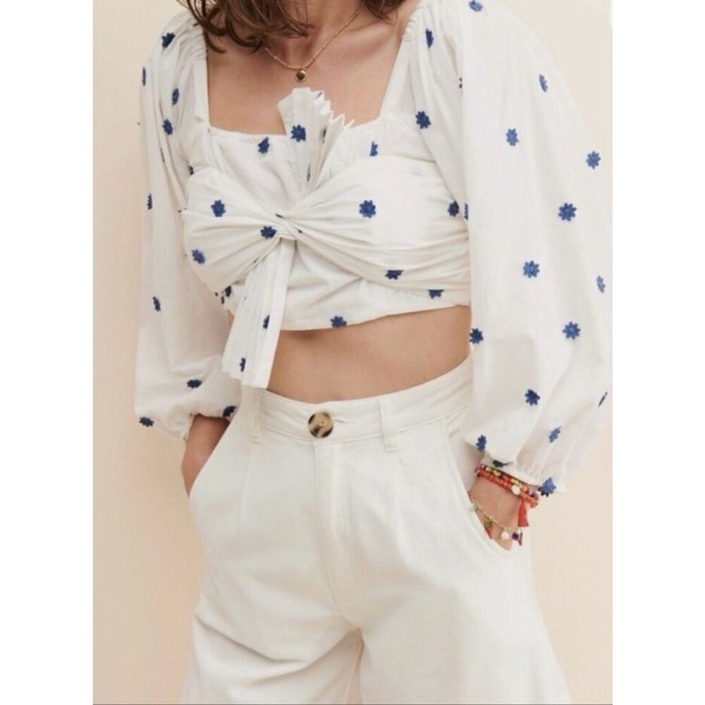 FARM Rio Off White Crop Top With Ballon Long Sleeves & Embroidered Flowers Size